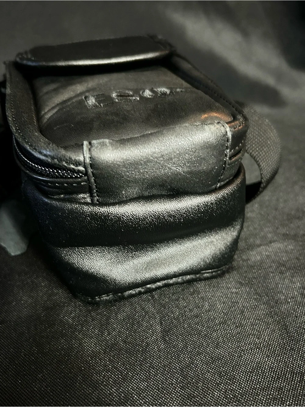 Esq black leather
